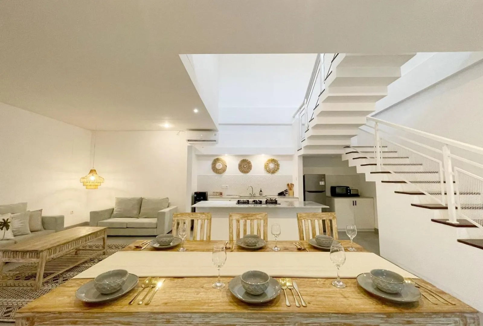 Prada Living Private Villas Seminyak - 2&3Br Ινδονησία