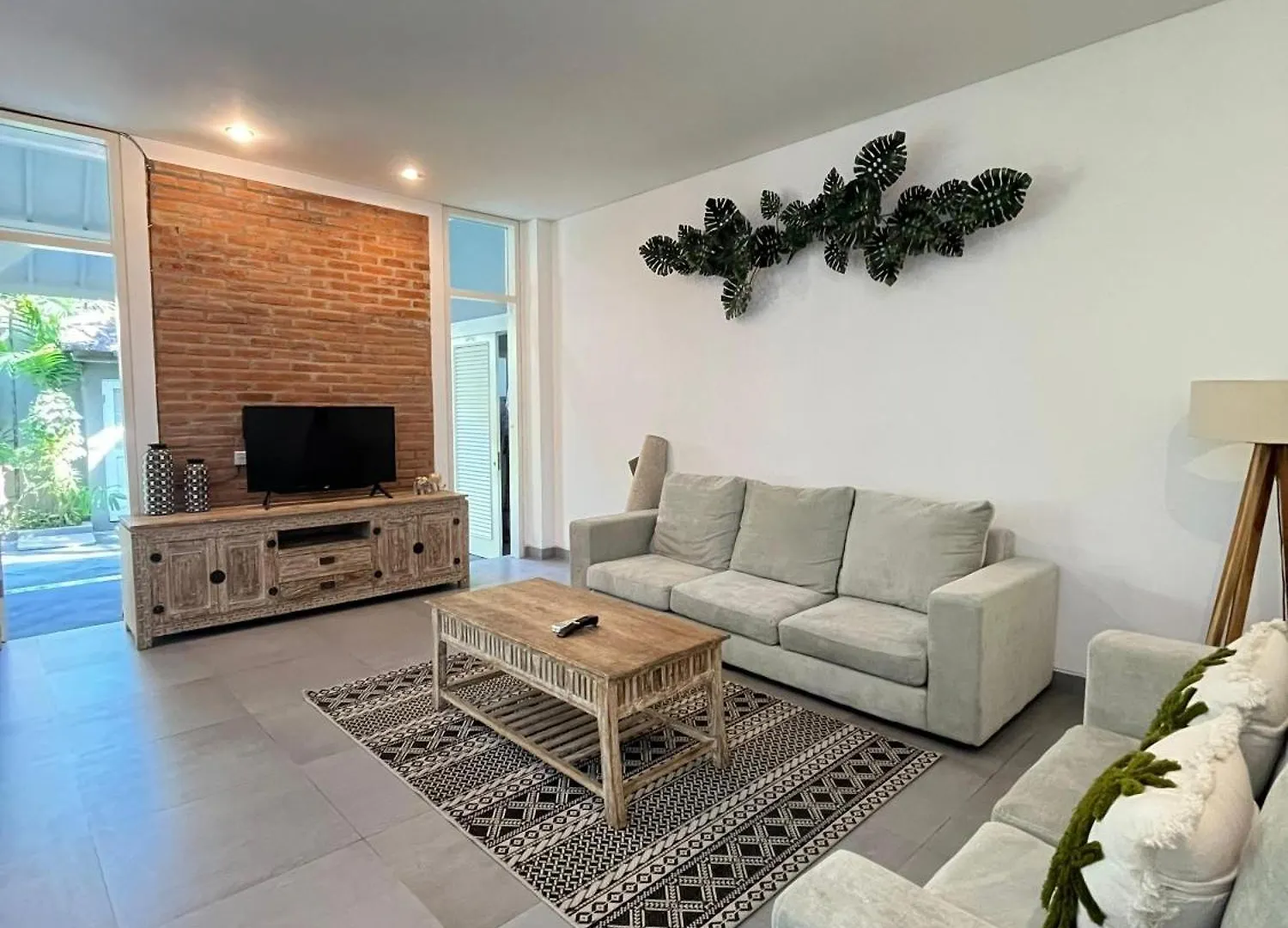 Prada Living Private Villas Seminyak - 2&3Br