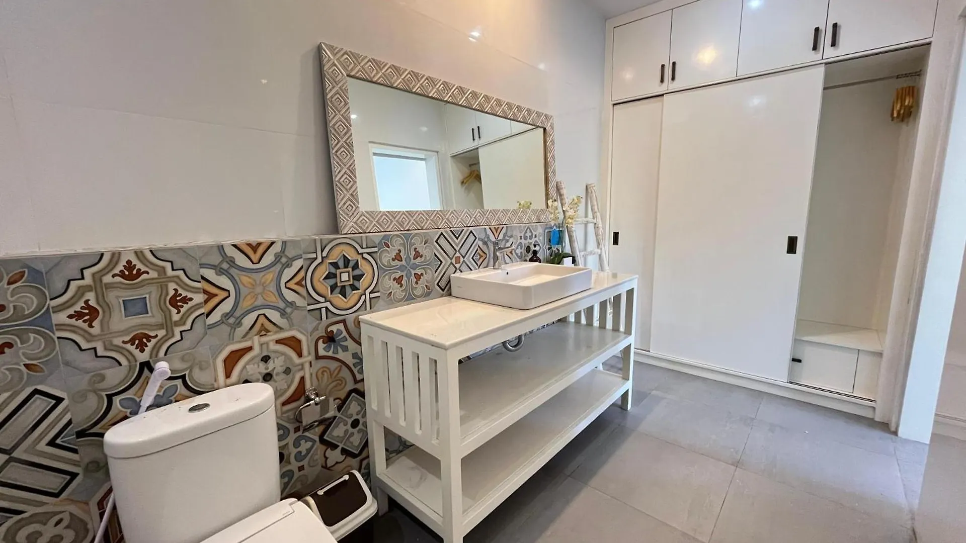Prada Living Private Villas Seminyak - 2&3Br